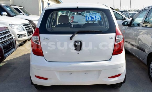 Sayi Imported Hyundai i10 White Mota in Import - Dubai a Burkina Faso Sayi Imported Hyundai i10 White Mota in Import - Dubai a Burkina Faso