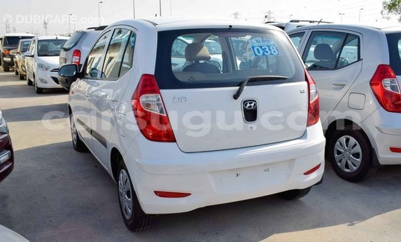 Sayi Imported Hyundai i10 White Mota in Import - Dubai a Burkina Faso Sayi Imported Hyundai i10 White Mota in Import - Dubai a Burkina Faso