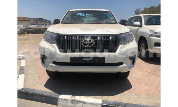 Acheter Import Voiture Toyota Prado Blanc à Import - Dubai, Burkina-Faso Acheter Import Voiture Toyota Prado Blanc à Import - Dubai, Burkina-Faso