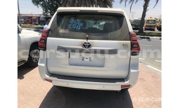 Acheter Import Voiture Toyota Prado Blanc à Import - Dubai, Burkina-Faso Acheter Import Voiture Toyota Prado Blanc à Import - Dubai, Burkina-Faso