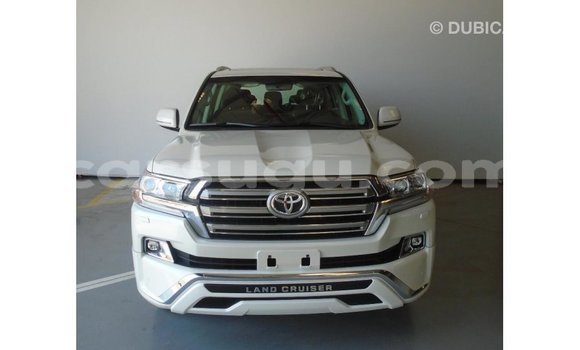 Buy Import Toyota Land Cruiser White Car in Import - Dubai in Burkina Faso Buy Import Toyota Land Cruiser White Car in Import - Dubai in Burkina Faso