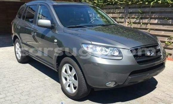 Sayi Sabo Hyundai Santa Fe Azurfa Mota in Ouagadougou a Burkina Faso Sayi Sabo Hyundai Santa Fe Azurfa Mota in Ouagadougou a Burkina Faso