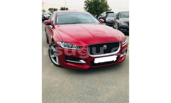 Acheter Import Voiture Jaguar XE Rouge à Import - Dubai, Burkina-Faso Acheter Import Voiture Jaguar XE Rouge à Import - Dubai, Burkina-Faso