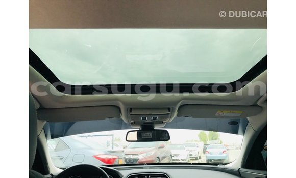 Acheter Import Voiture Jaguar XE Rouge à Import - Dubai, Burkina-Faso Acheter Import Voiture Jaguar XE Rouge à Import - Dubai, Burkina-Faso