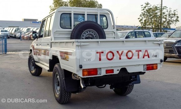 Buy Import Toyota Land Cruiser White Car in Import - Dubai in Burkina Faso Buy Import Toyota Land Cruiser White Car in Import - Dubai in Burkina Faso