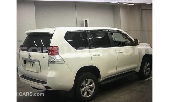 Sayi Imported Toyota Prado White Mota in Import - Dubai a Burkina Faso Sayi Imported Toyota Prado White Mota in Import - Dubai a Burkina Faso
