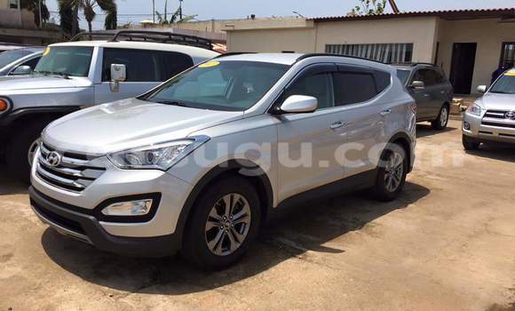 Acheter Occasion Voiture Hyundai Santa Fe Gris à Ouagadougou, Burkina-Faso