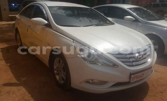 Acheter Occasion Voiture Hyundai Sonata Blanc à Ouagadougou, Burkina-Faso Acheter Occasion Voiture Hyundai Sonata Blanc à Ouagadougou, Burkina-Faso