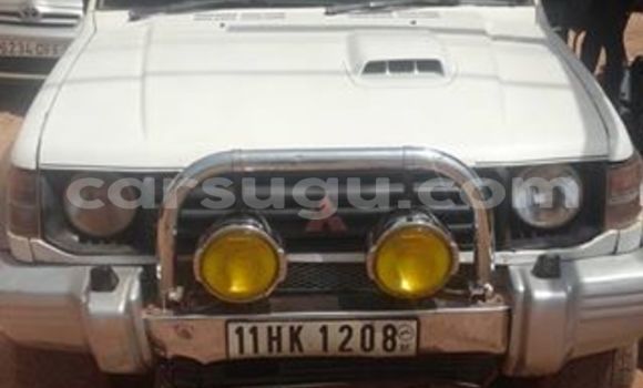 Sayi Na hannu Mitsubishi Pajero White Mota in Ouagadougou a Burkina Faso