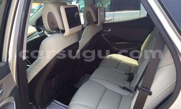 Acheter Occasion Voiture Hyundai Santa Fe Gris à Ouagadougou, Burkina-Faso Acheter Occasion Voiture Hyundai Santa Fe Gris à Ouagadougou, Burkina-Faso