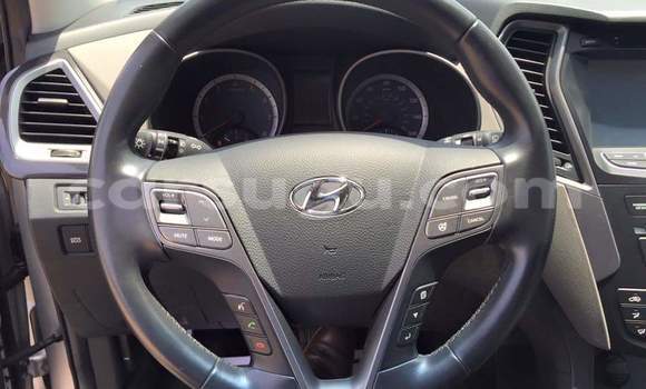 Acheter Occasion Voiture Hyundai Santa Fe Gris à Ouagadougou, Burkina-Faso Acheter Occasion Voiture Hyundai Santa Fe Gris à Ouagadougou, Burkina-Faso