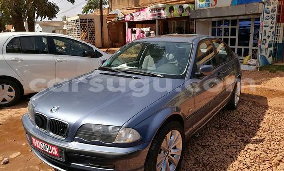 Acheter Neuf Voiture BMW 3–Series Bleu à Ouagadougou, Burkina-Faso Acheter Neuf Voiture BMW 3–Series Bleu à Ouagadougou, Burkina-Faso