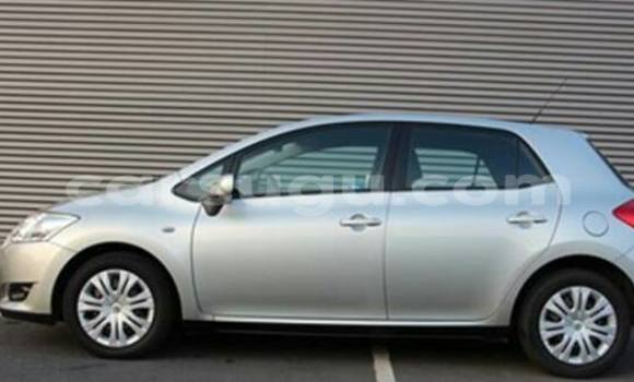 Sayi Sabo Toyota Auris Azurfa Mota in Ouagadougou a Burkina Faso Sayi Sabo Toyota Auris Azurfa Mota in Ouagadougou a Burkina Faso