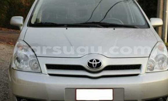 Sayi Sabo Toyota Corolla Azurfa Mota in Ouagadougou a Burkina Faso Sayi Sabo Toyota Corolla Azurfa Mota in Ouagadougou a Burkina Faso