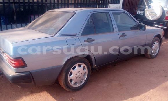 Acheter Occasion Voiture Mercedes-Benz 190 Gris à Ouagadougou, Burkina-Faso Acheter Occasion Voiture Mercedes-Benz 190 Gris à Ouagadougou, Burkina-Faso