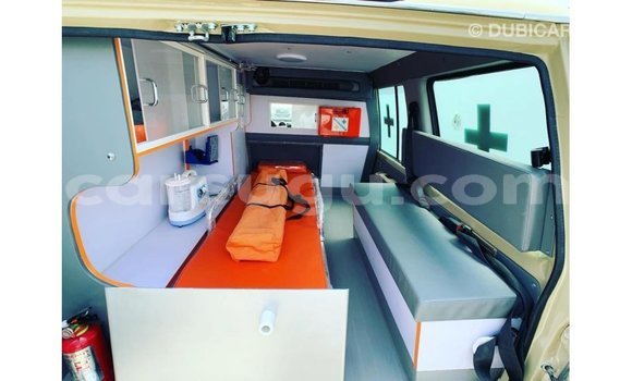 Buy Import Toyota Land Cruiser Beige Car in Import - Dubai in Burkina Faso Buy Import Toyota Land Cruiser Beige Car in Import - Dubai in Burkina Faso