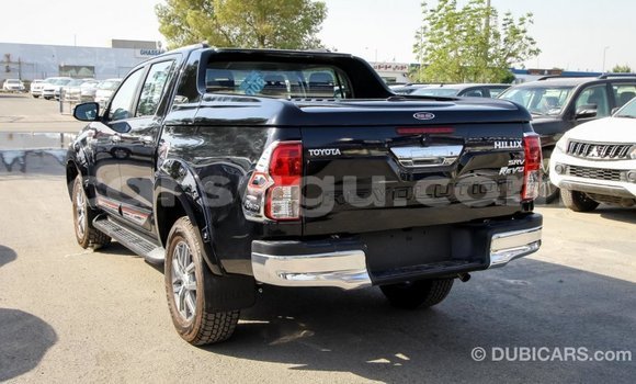 Sayi Imported Toyota Hilux Black Mota in Import - Dubai a Burkina Faso Sayi Imported Toyota Hilux Black Mota in Import - Dubai a Burkina Faso