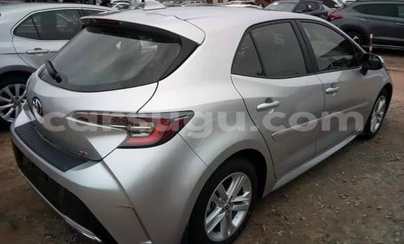 Acheter Neuf Voiture Toyota Corolla Gris à Ouagadougou, Burkina-Faso Acheter Neuf Voiture Toyota Corolla Gris à Ouagadougou, Burkina-Faso