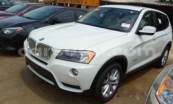 Acheter Occasion Voiture BMW X3 Blanc à Ouagadougou, Burkina-Faso Acheter Occasion Voiture BMW X3 Blanc à Ouagadougou, Burkina-Faso