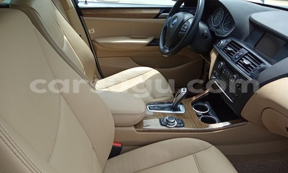 Acheter Occasion Voiture BMW X3 Blanc à Ouagadougou, Burkina-Faso Acheter Occasion Voiture BMW X3 Blanc à Ouagadougou, Burkina-Faso