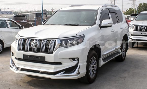 Sayi Imported Toyota Prado White Mota in Import - Dubai a Burkina Faso Sayi Imported Toyota Prado White Mota in Import - Dubai a Burkina Faso
