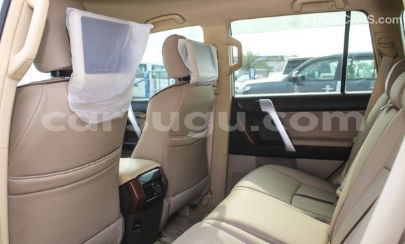 Sayi Imported Toyota Prado White Mota in Import - Dubai a Burkina Faso Sayi Imported Toyota Prado White Mota in Import - Dubai a Burkina Faso