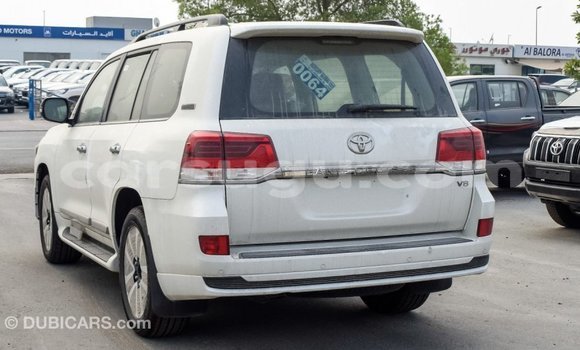 Buy Import Toyota Land Cruiser White Car in Import - Dubai in Burkina Faso Buy Import Toyota Land Cruiser White Car in Import - Dubai in Burkina Faso