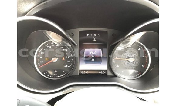 Sayi Imported Mercedes-Benz 250 Blue Mota in Import - Dubai a Burkina Faso Sayi Imported Mercedes-Benz 250 Blue Mota in Import - Dubai a Burkina Faso