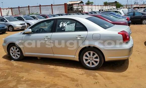 Sayi Sabo Toyota Avensis Azurfa Mota in Ouagadougou a Burkina Faso Sayi Sabo Toyota Avensis Azurfa Mota in Ouagadougou a Burkina Faso