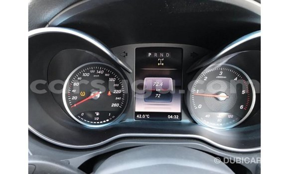 Acheter Import Voiture Mercedes-Benz 250 Rouge à Import - Dubai, Burkina-Faso Acheter Import Voiture Mercedes-Benz 250 Rouge à Import - Dubai, Burkina-Faso