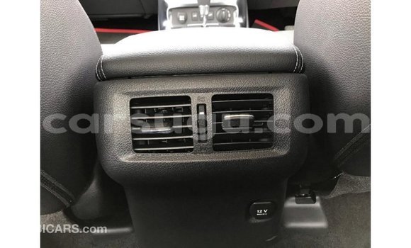 Sayi Imported Mercedes-Benz 250 White Mota in Import - Dubai a Burkina Faso Sayi Imported Mercedes-Benz 250 White Mota in Import - Dubai a Burkina Faso