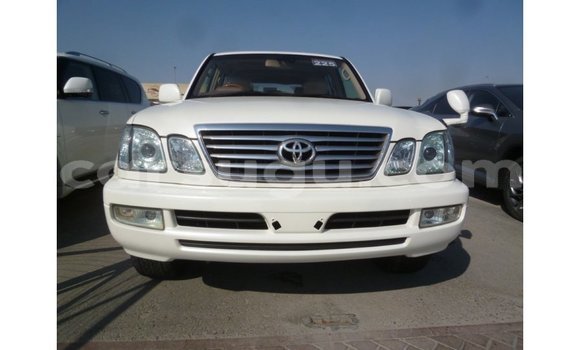 Sayi Imported Toyota Land Cruiser White Mota in Import - Dubai a Burkina Faso Sayi Imported Toyota Land Cruiser White Mota in Import - Dubai a Burkina Faso