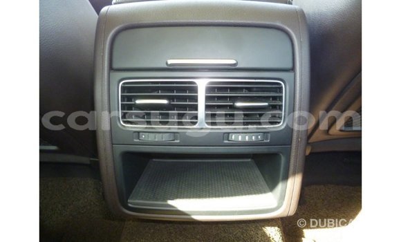 Sayi Imported Volkswagen Touareg Brown Mota in Import - Dubai a Burkina Faso Sayi Imported Volkswagen Touareg Brown Mota in Import - Dubai a Burkina Faso