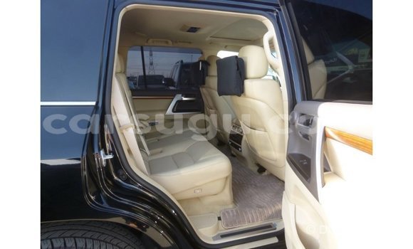 Sayi Imported Toyota Land Cruiser Black Mota in Import - Dubai a Burkina Faso Sayi Imported Toyota Land Cruiser Black Mota in Import - Dubai a Burkina Faso