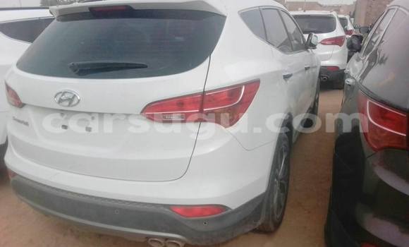Acheter Neuf Voiture Hyundai Santa Fe Blanc à Ouagadougou, Burkina-Faso Acheter Neuf Voiture Hyundai Santa Fe Blanc à Ouagadougou, Burkina-Faso