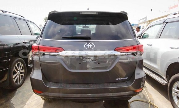 Sayi Imported Toyota Fortuner Sauran Mota in Import - Dubai a Burkina Faso Sayi Imported Toyota Fortuner Sauran Mota in Import - Dubai a Burkina Faso