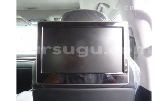 Acheter Import Voiture Lexus LX Blanc à Import - Dubai, Burkina-Faso Acheter Import Voiture Lexus LX Blanc à Import - Dubai, Burkina-Faso