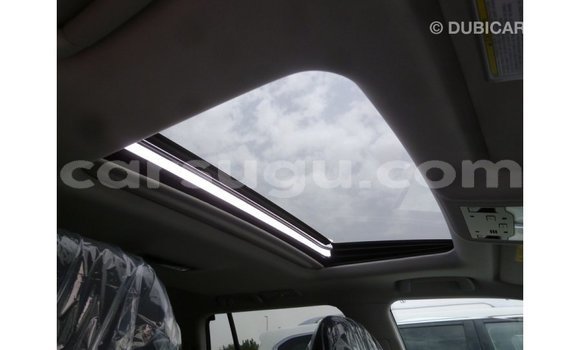 Acheter Import Voiture Lexus LX Blanc à Import - Dubai, Burkina-Faso Acheter Import Voiture Lexus LX Blanc à Import - Dubai, Burkina-Faso