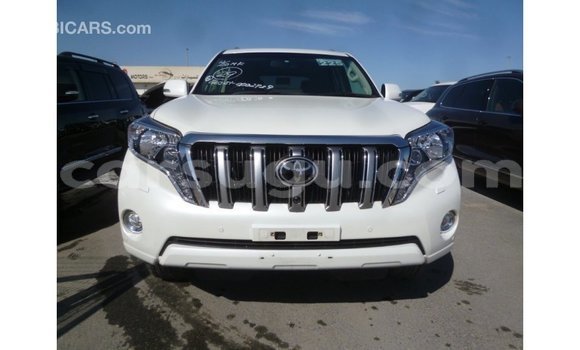 Sayi Imported Toyota Prado White Mota in Import - Dubai a Burkina Faso Sayi Imported Toyota Prado White Mota in Import - Dubai a Burkina Faso