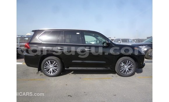 Sayi Imported Lexus LX Black Mota in Import - Dubai a Burkina Faso Sayi Imported Lexus LX Black Mota in Import - Dubai a Burkina Faso