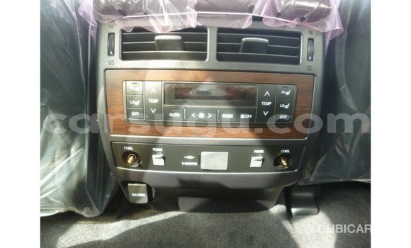 Sayi Imported Toyota Land Cruiser Sauran Mota in Import - Dubai a Burkina Faso Sayi Imported Toyota Land Cruiser Sauran Mota in Import - Dubai a Burkina Faso