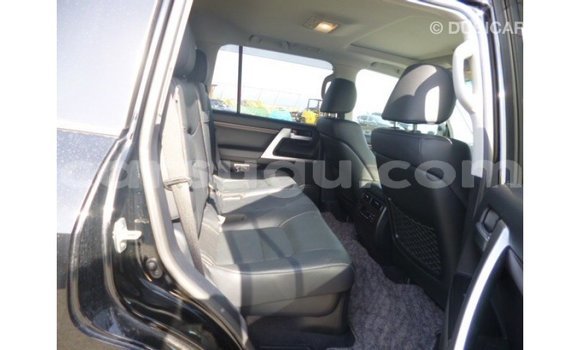 Sayi Imported Toyota Land Cruiser Black Mota in Import - Dubai a Burkina Faso Sayi Imported Toyota Land Cruiser Black Mota in Import - Dubai a Burkina Faso