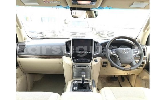 Sayi Imported Toyota Land Cruiser Black Mota in Import - Dubai a Burkina Faso Sayi Imported Toyota Land Cruiser Black Mota in Import - Dubai a Burkina Faso