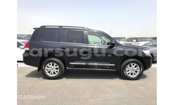 Sayi Imported Toyota Land Cruiser Black Mota in Import - Dubai a Burkina Faso Sayi Imported Toyota Land Cruiser Black Mota in Import - Dubai a Burkina Faso