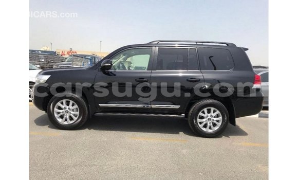 Sayi Imported Toyota Land Cruiser Black Mota in Import - Dubai a Burkina Faso Sayi Imported Toyota Land Cruiser Black Mota in Import - Dubai a Burkina Faso