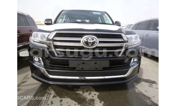 Acheter Import Voiture Toyota Land Cruiser Noir à Import - Dubai, Burkina-Faso Acheter Import Voiture Toyota Land Cruiser Noir à Import - Dubai, Burkina-Faso