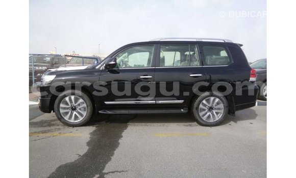 Acheter Import Voiture Toyota Land Cruiser Noir à Import - Dubai, Burkina-Faso Acheter Import Voiture Toyota Land Cruiser Noir à Import - Dubai, Burkina-Faso