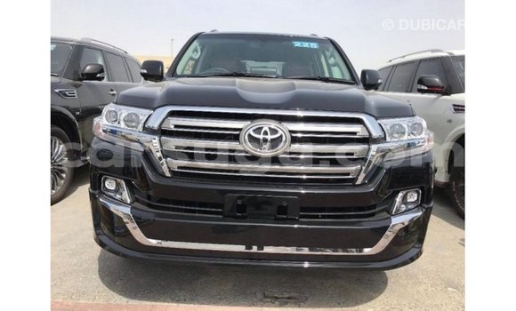 Acheter Import Voiture Toyota Land Cruiser Noir à Import - Dubai, Burkina-Faso Acheter Import Voiture Toyota Land Cruiser Noir à Import - Dubai, Burkina-Faso