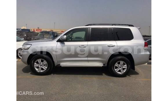 Sayi Imported Toyota Land Cruiser Sauran Mota in Import - Dubai a Burkina Faso Sayi Imported Toyota Land Cruiser Sauran Mota in Import - Dubai a Burkina Faso