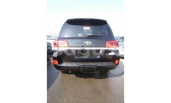 Sayi Imported Toyota Land Cruiser Black Mota in Import - Dubai a Burkina Faso Sayi Imported Toyota Land Cruiser Black Mota in Import - Dubai a Burkina Faso